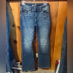 Wrangler Women's Boot Cut Jeans in Classic Blue